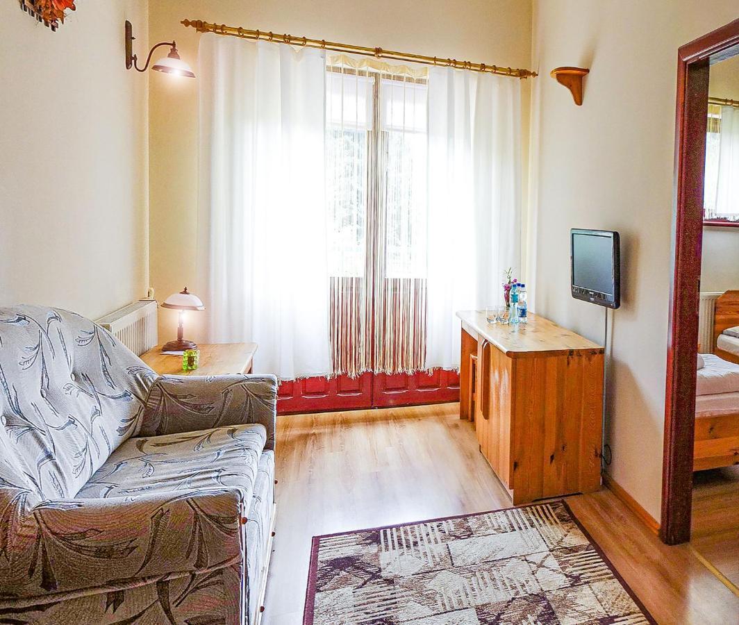 Aparthotel Zadrna Rezydencja Chełmsko Śląskie Exterior foto