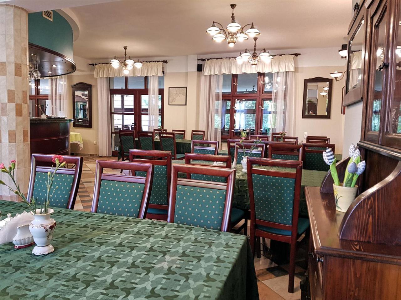 Aparthotel Zadrna Rezydencja Chełmsko Śląskie Exterior foto
