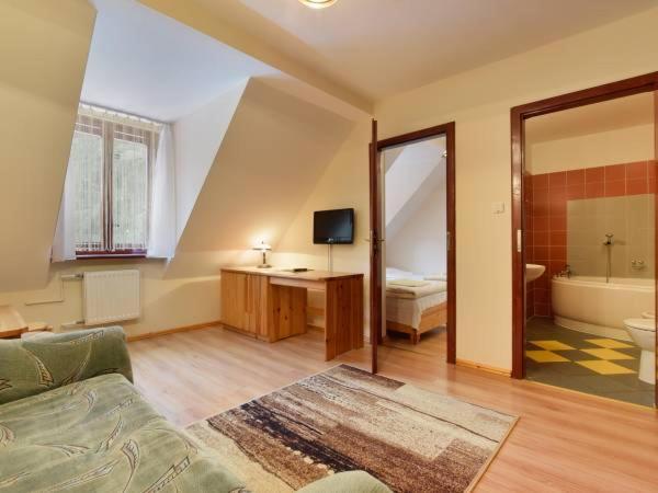 Aparthotel Zadrna Rezydencja Chełmsko Śląskie Exterior foto