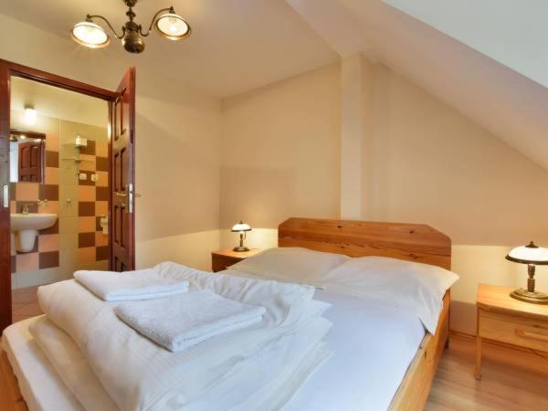 Aparthotel Zadrna Rezydencja Chełmsko Śląskie Exterior foto